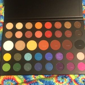 BNIB Morphe x James Charles Palette